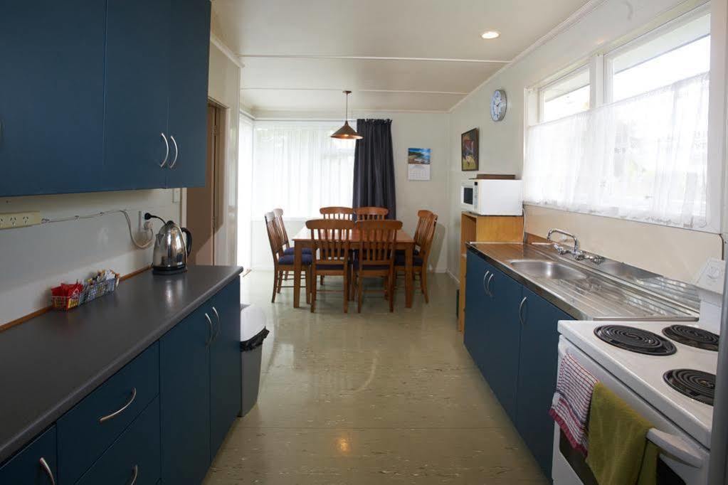 Accommodation Fiordland -The Three Bedroom House At 226A Milford Road Te Anau Ngoại thất bức ảnh